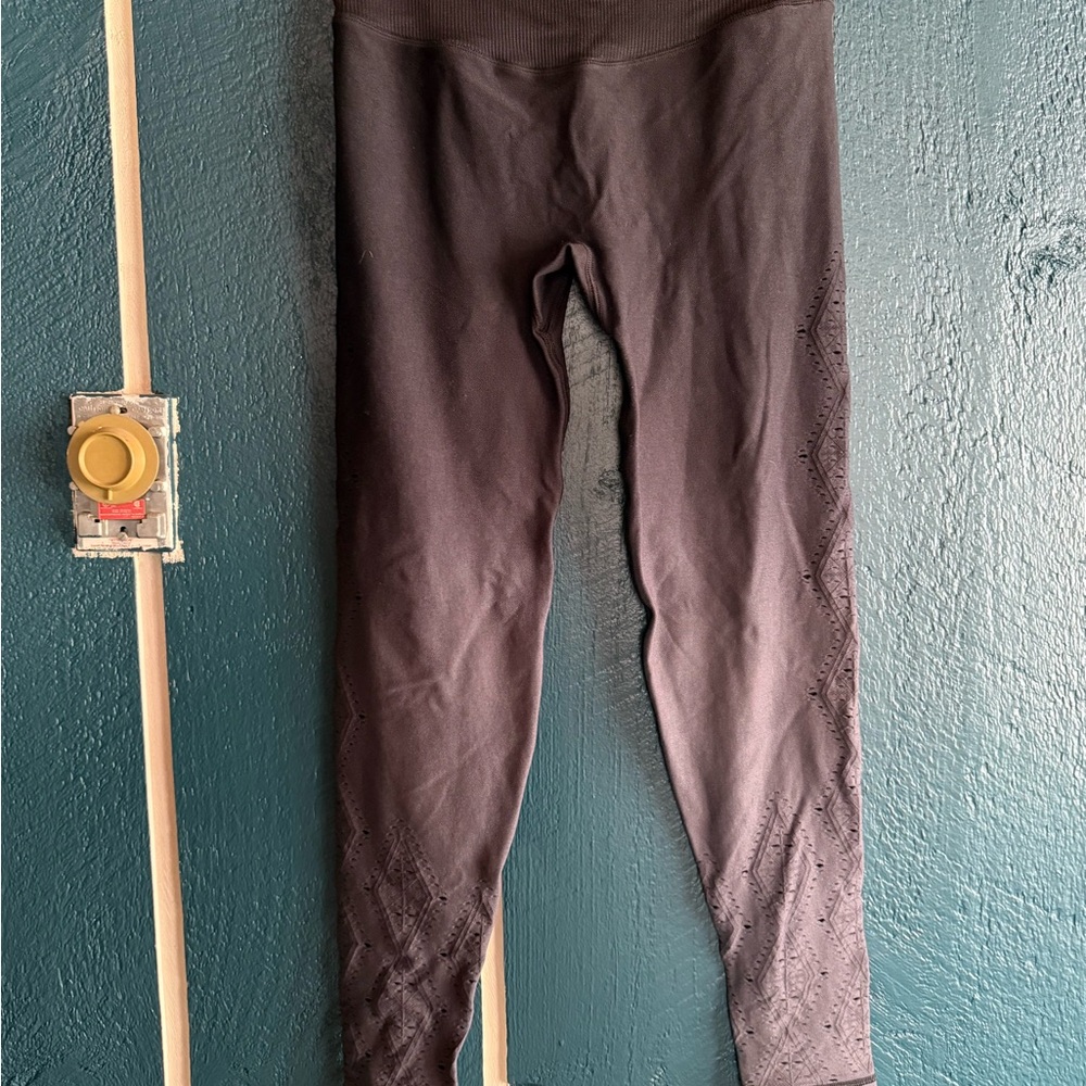 PINK Victoria's Secret Black and Gray Leggings